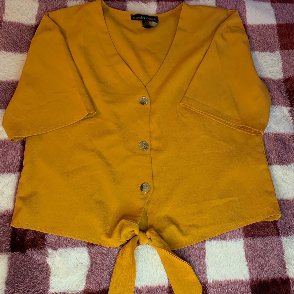 Cropped Yellow Shirt, size M,l